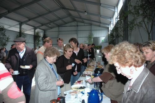 Sturm auf das Kuchenbuffet